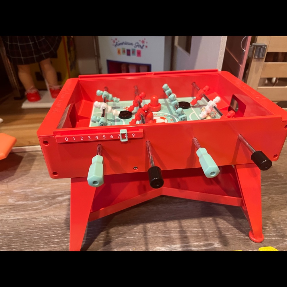 American girl doll sports table - includes all pieces and is in excellent shape!
